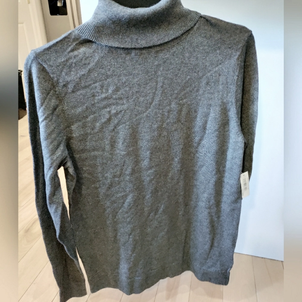 Amazon essential turtleneck sweater